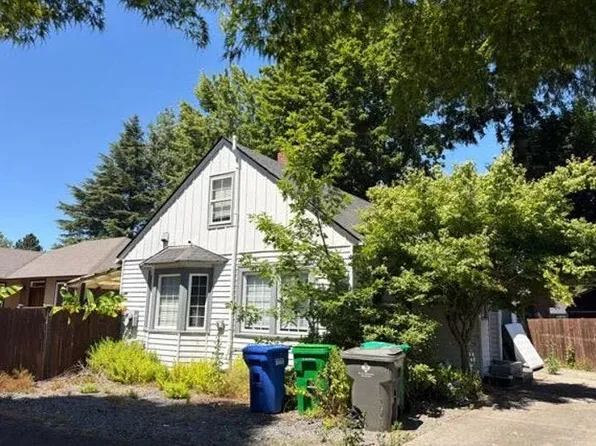 1033 SE 223rd Ave, Gresham, OR 97030