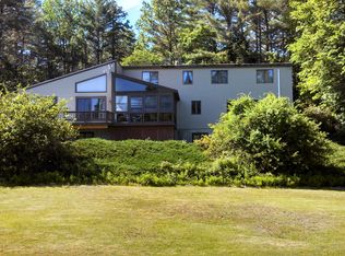 836 E Penacook Rd, Hopkinton, NH 03229