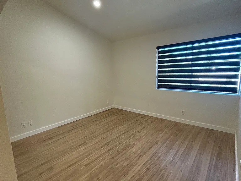 24246 Hatteras St — Photo 19