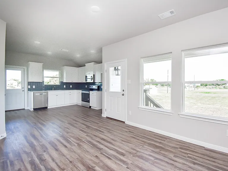 544 Buckskin Dr — Photo 14