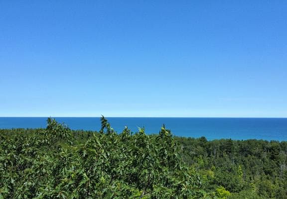 3rd image of 2731 N Lakeshore Dr