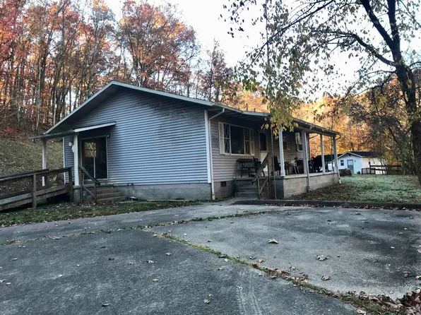 312 Oak Fork Ln, Wayne, WV 25570