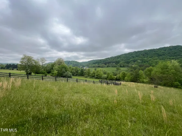 2227 Valley Falls Ct, Kingsport, TN 37664