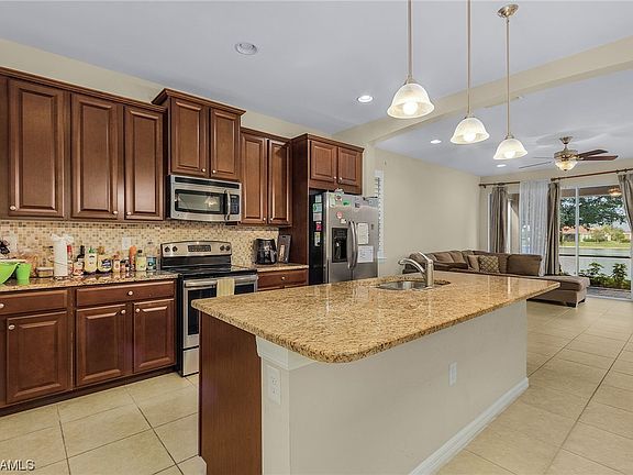 5th image of 3544 Brittons Ct