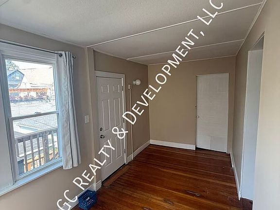 2nd image of 1702 N Campbell Ave APT 2R