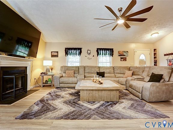 4th image of 9689 Shannon Hill Rd