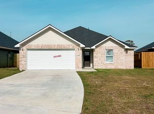 1970 Misti Ln, Beaumont, TX 77703