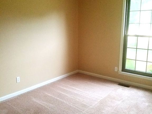 5th image of 2709 Knob Ct