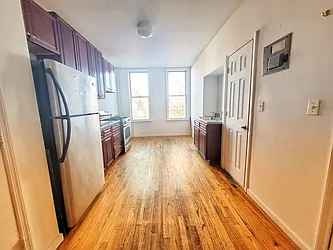 Rented by RELEASE NY