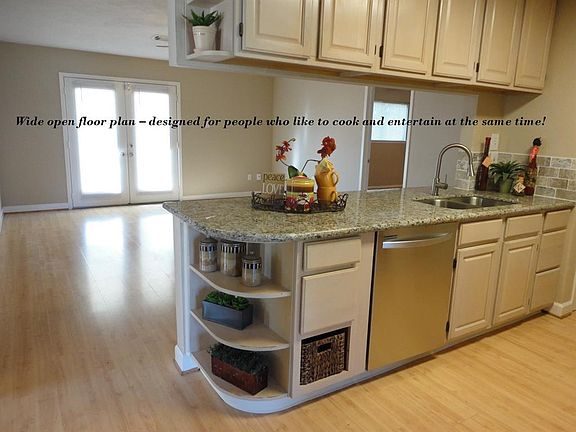 3rd image of 2714 Wisdom Dr