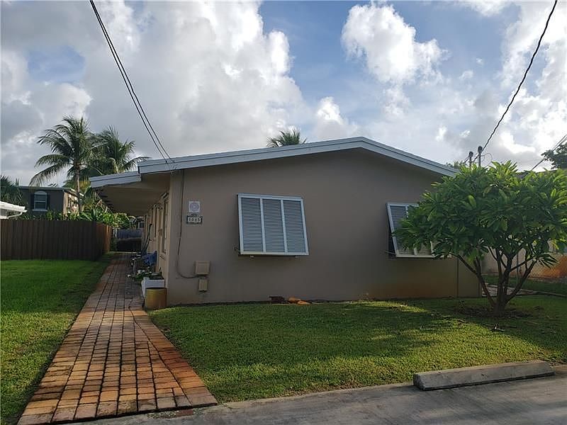 1st image of 1085 NE 34th St #1