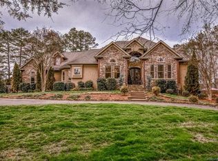 7041 Gilead Rd, Huntersville, NC 28078