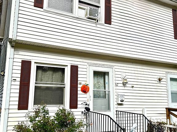 2nd image of 67 Everard St
