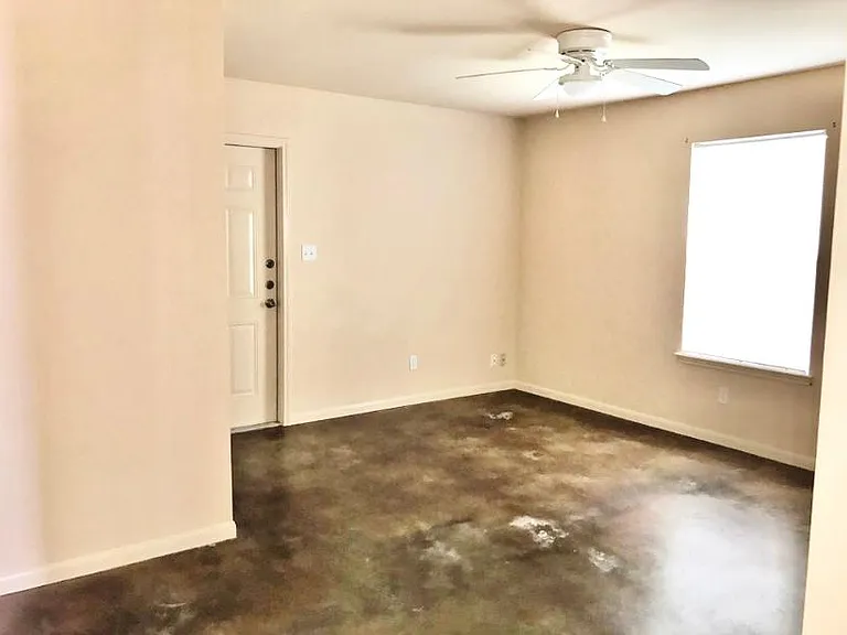 714 Rosewood Dr #B — Photo 9