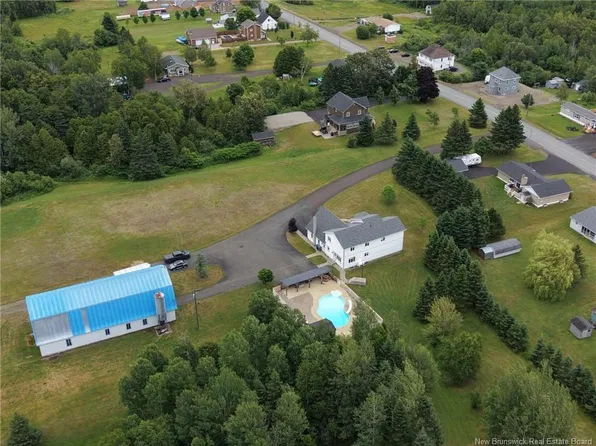 1359 Des Pionniers Ave, Balmoral, NB E8E 1B7