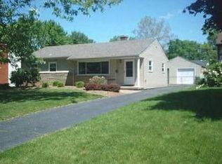 2714 Shrewsbury Rd, Columbus, OH 43221