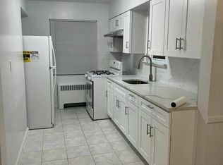 193-15 39th Ave #2, Flushing, NY 11358