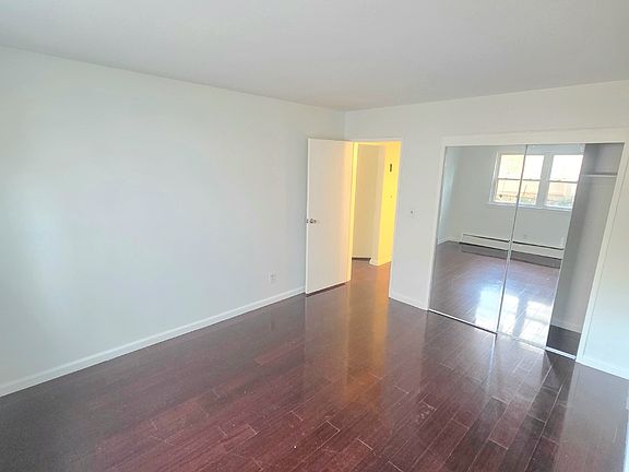 5th image of 121 Pennington Ave APT Y1
