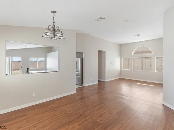 323 River Glider Ave, North Las Vegas, NV 89084