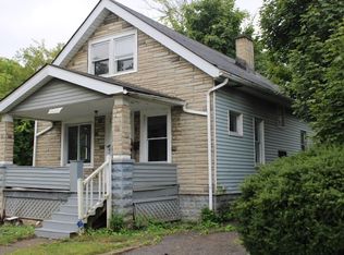 3660 E 105th St, Cleveland, OH