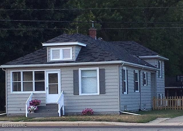1st image of 815 E Centre Ave