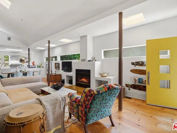 2320 Walnut Ave, Venice, CA 90291