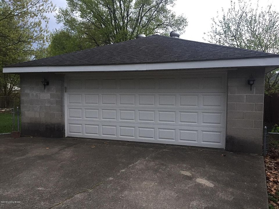 2nd image of 4116 Orchard Way