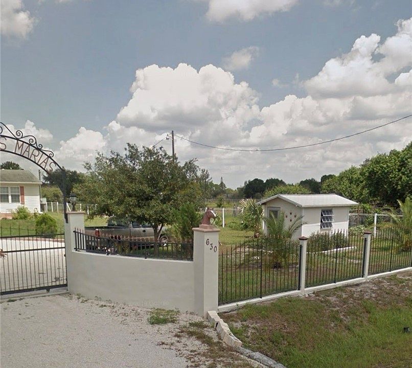 2nd image of 630 N Coral St