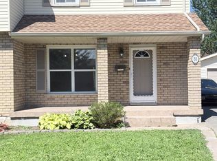 32 Vintage Cres, Saint Catharines, ON L2S3C3
