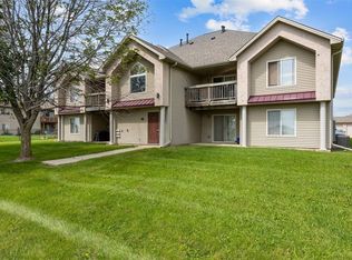 1020 240th St #8, North Liberty, IA 52317