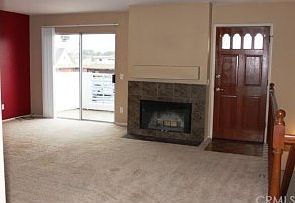 4th image of 18010 Prairie Ave APT F