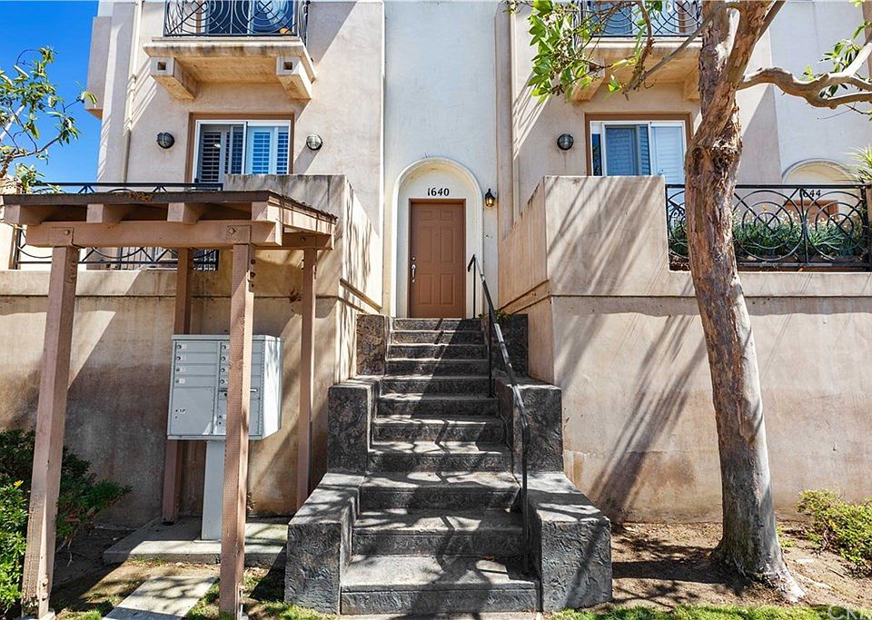 1st image of 1640 Gramercy Ave