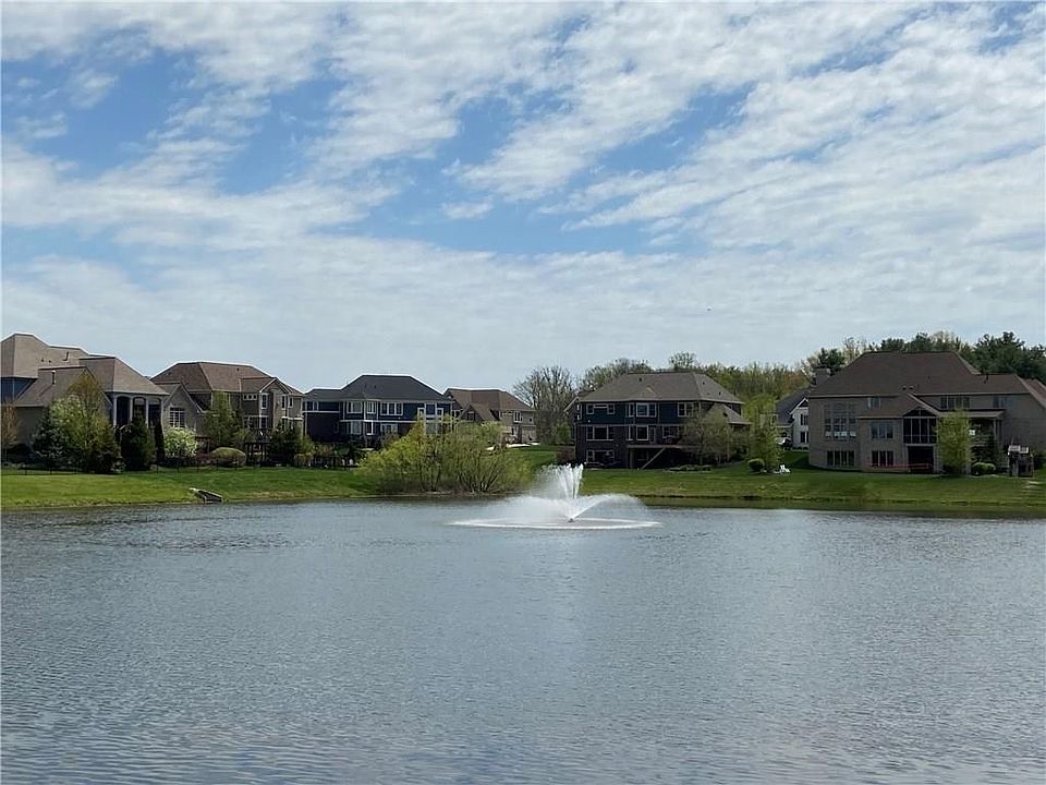 1st image of 14445 Overbrook Dr
