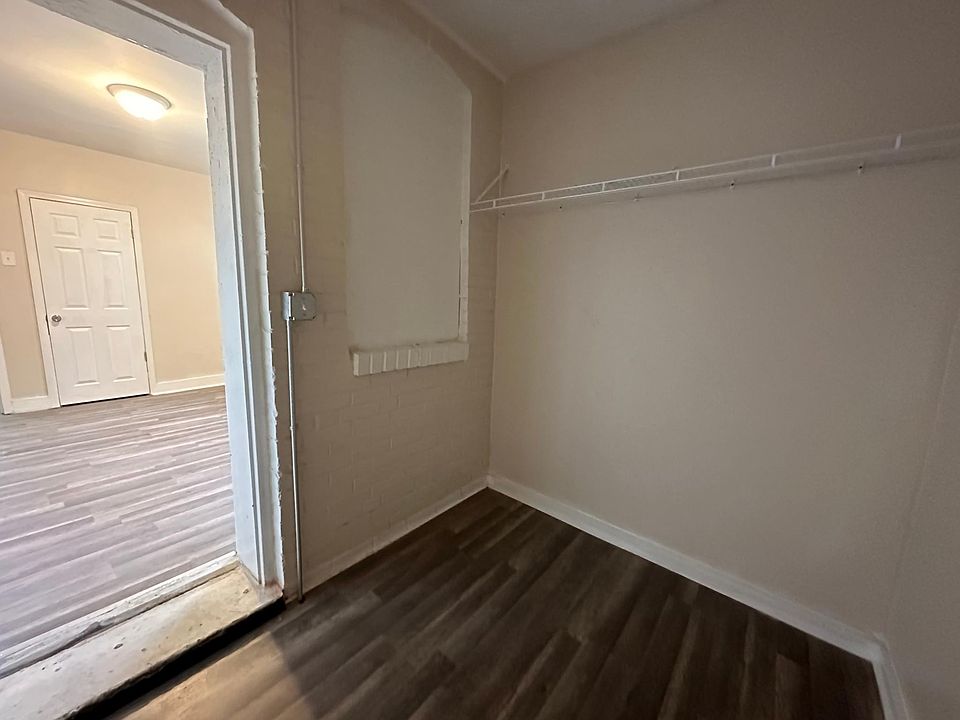 1st image of 5848 Kennerly Ave