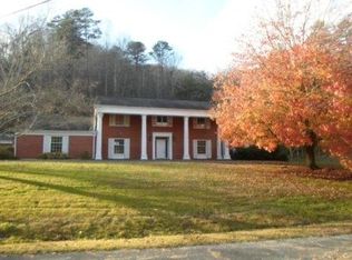 182 Saltwell Rd, Inez, KY 41224