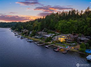 830 W Lake Sammamish Pkwy NE, Bellevue, WA