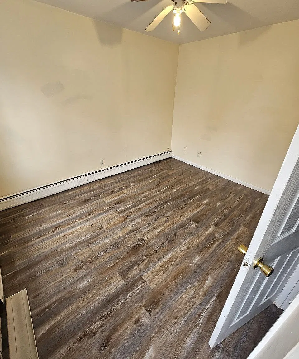 2 bed, 1080 sqft, $1,800 — Photo 4