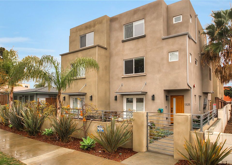 1st image of 1327 Felspar St