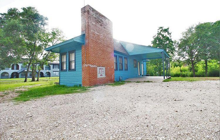 1st image of 500 Boyett St