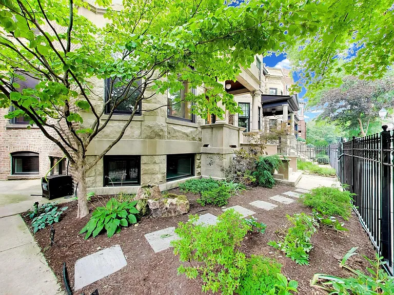 3752 N Wayne Ave — Photo 46