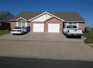 1400 Concord Dr #1402, Norman, OK 73071
