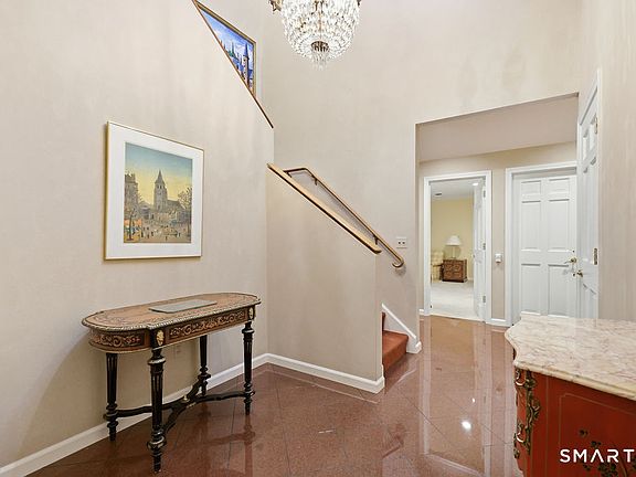 4th image of 38 Cary Lane #38