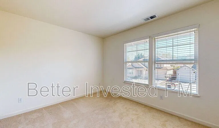 329 Hansbery Way — Photo 34