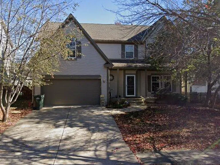 12519 Slater Ln — Photo 6
