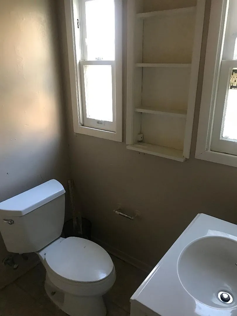 3 bed, 1300 sqft, $1,395 — Photo 3