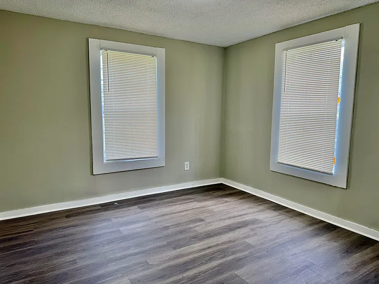 1448 Menager Rd — Photo 9
