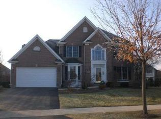 1N500 Seminole Ln, Winfield, IL 60190