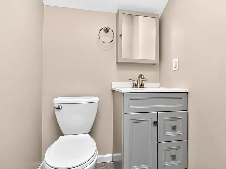 409 Woodberry Dr — Photo 20