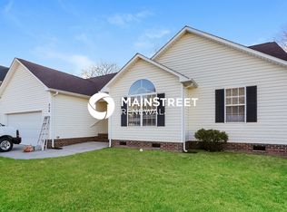 824 Saint Andrews Pl, Concord, NC 28025