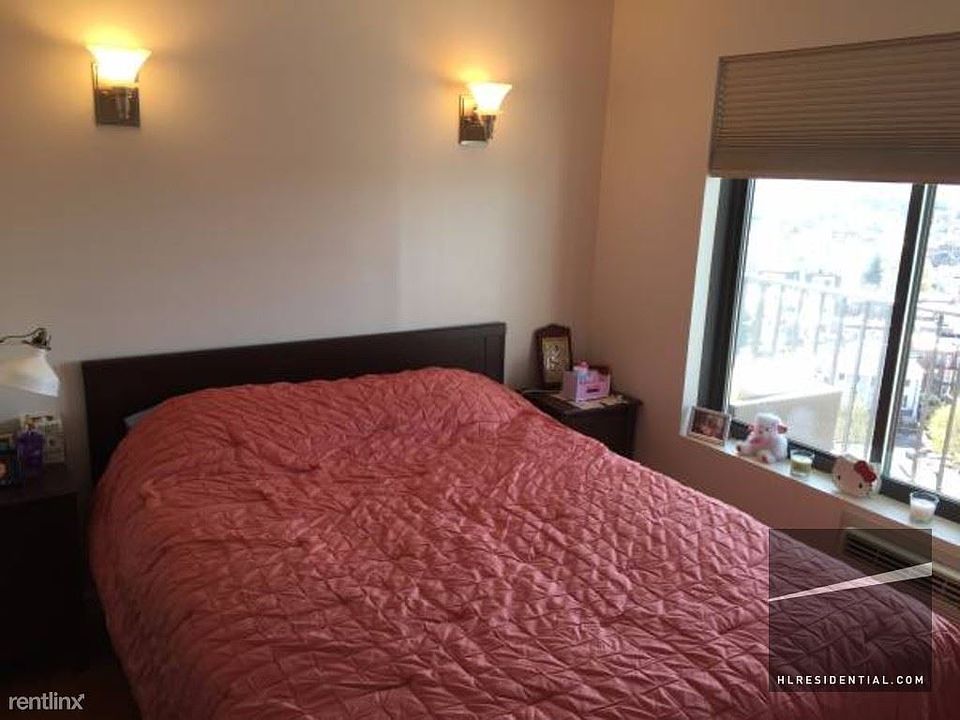 2nd image of 2540 Shore Blvd APT 16E